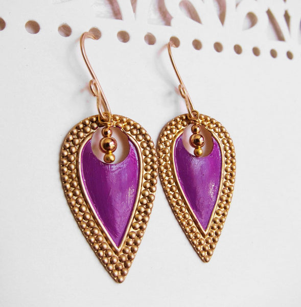 NOUVEAU ANTIQUITY Petite Shield Earrings