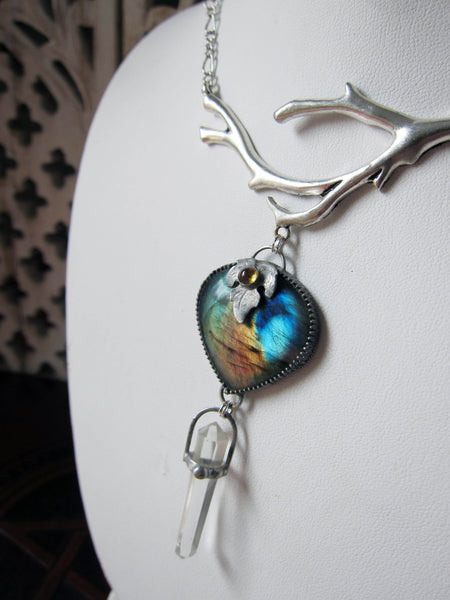 IN THE DAWNLIT GROVE Quartz and Labradorite Pendant