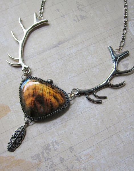 SPIRIT OF THE WEST Labradorite Neckace